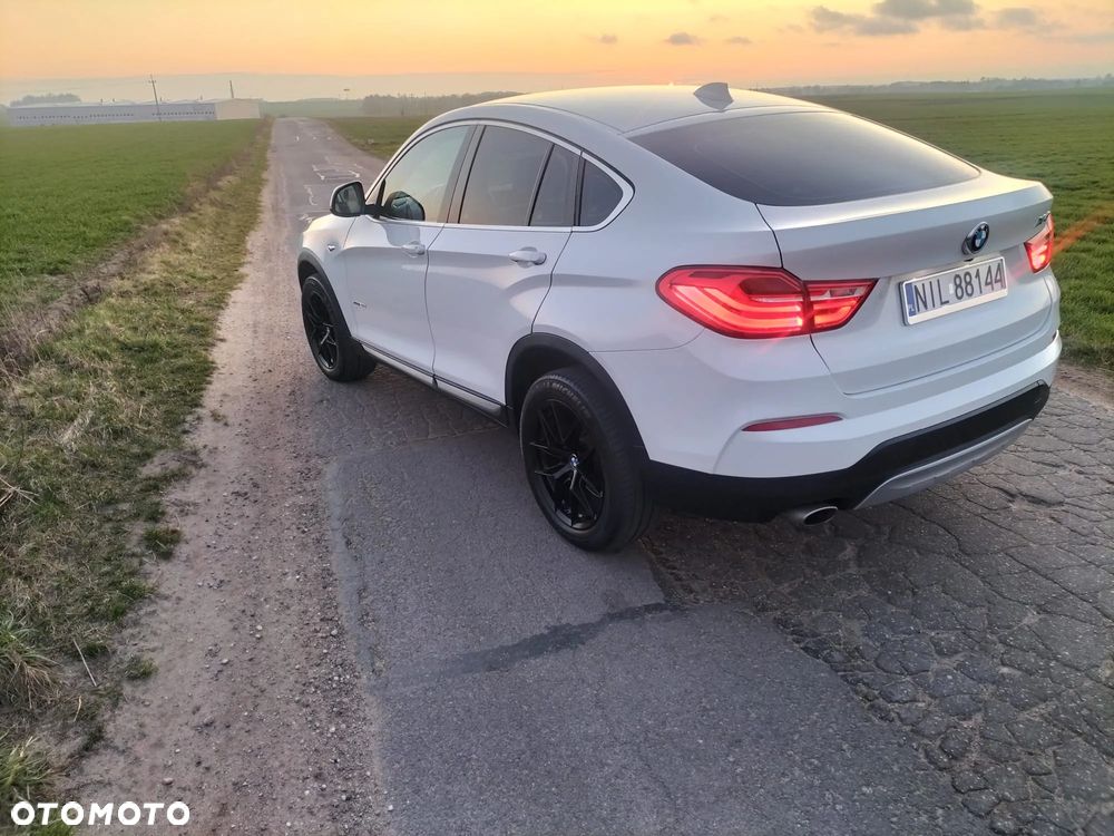 BMW X4 xDrive20d xLine - 4
