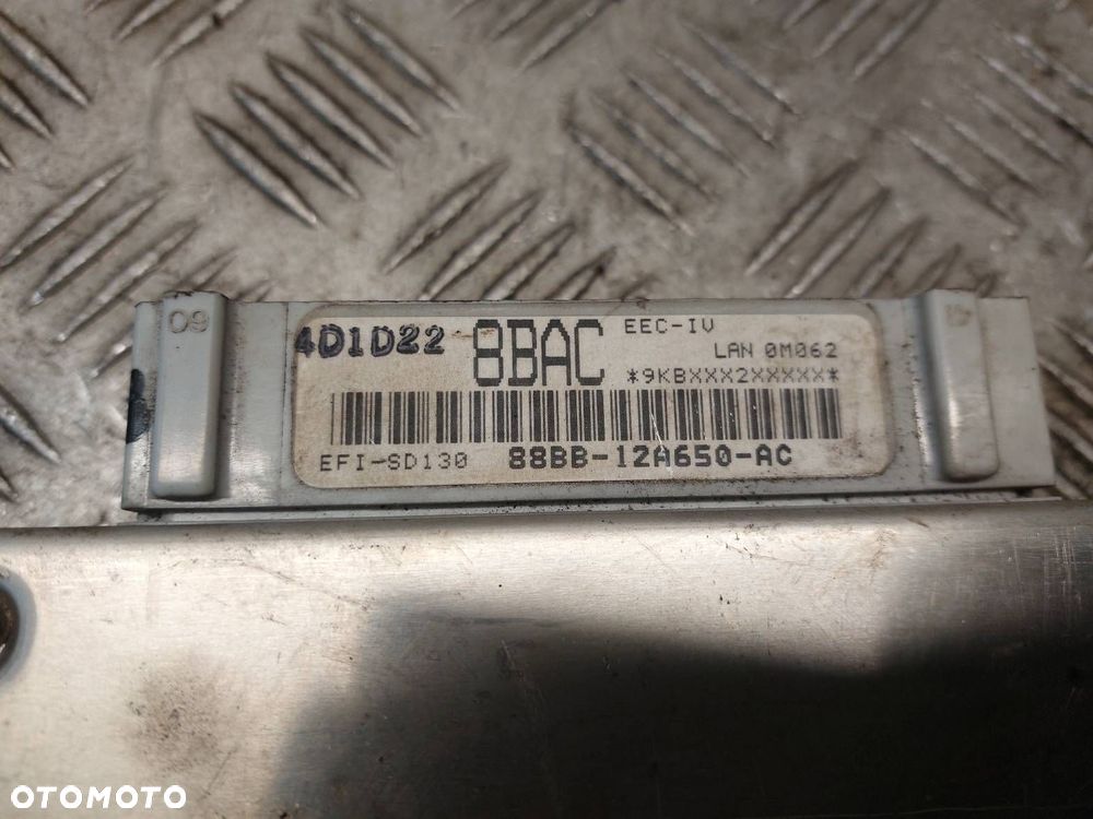 KOMPUTER STEROWNIK SILNIKA FORD SIERRA I LIFT 2.0 8V 88BB-12A650-AC - 2