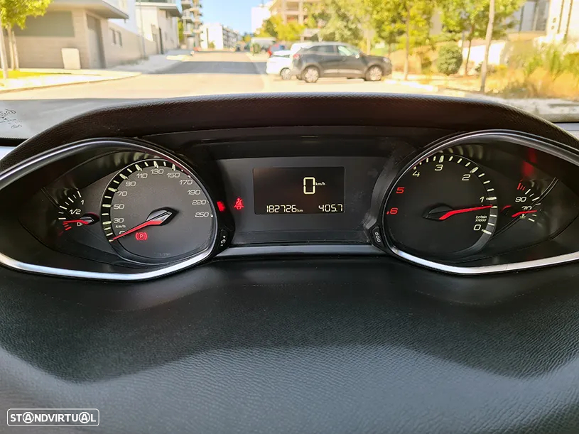Peugeot 308 SW BlueHDi 100 Stop & Start Business-Line - 16
