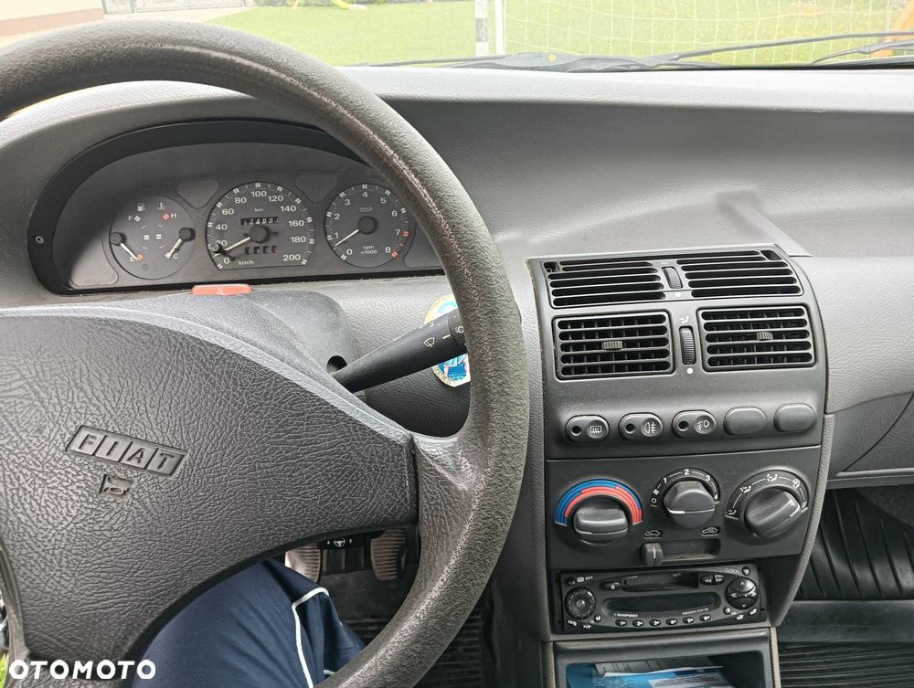 Fiat Punto - 6