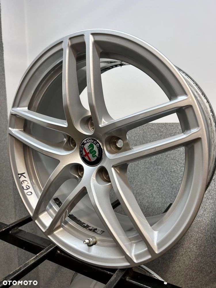 4 FELGI ALU. ALFA ROMEO GIULIA 16'' +TPMS 7J ET31  ALFA: 156 107467 - 4