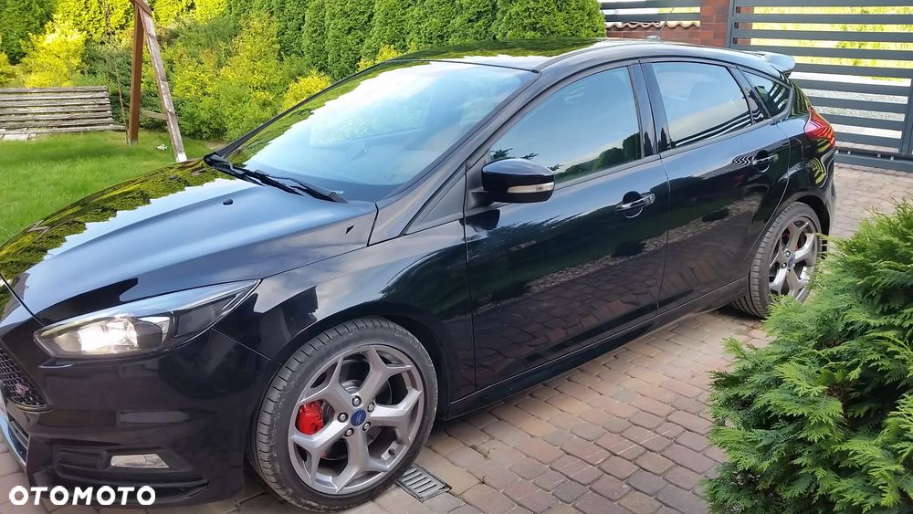 Ford Focus ST - 3