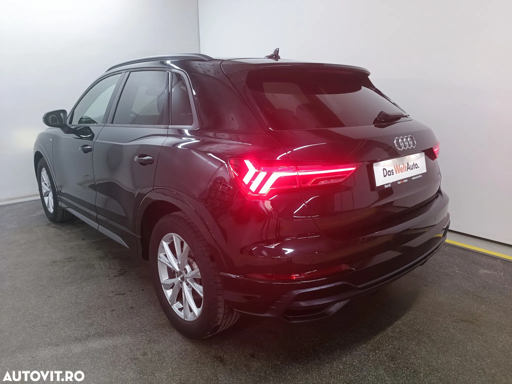Audi Q3 2.0 40 TFSI S tronic quattro S Line - 3