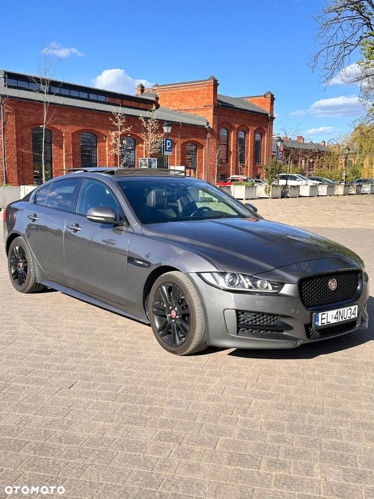 Jaguar XE 20d R-Sport - 11