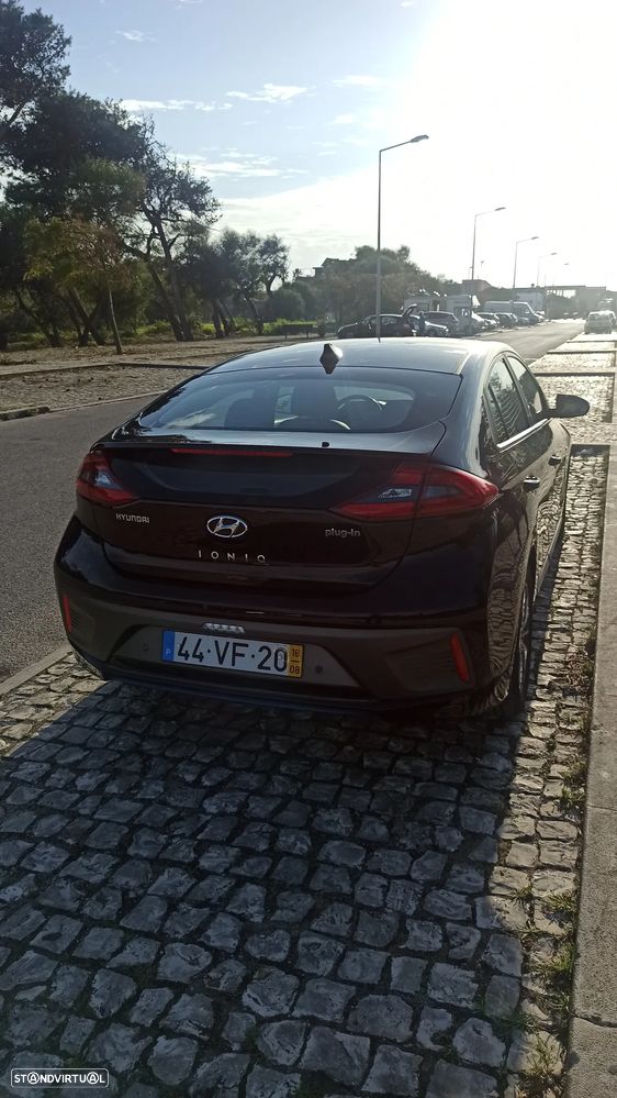 Hyundai Ioniq 1.6 GDI PHEV Pack Plus - 16