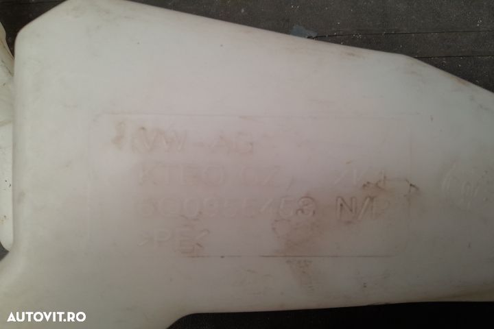 Vas lichid parbriz 6Q0955453 6Q0955453 Skoda Roomster 1 5J [2006 - 20 - 4