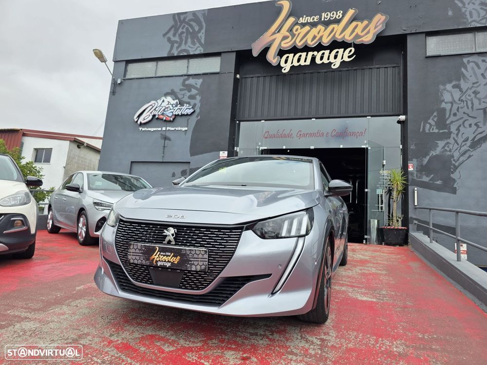 Peugeot 208 1.2 PureTech GT EAT8 - 3