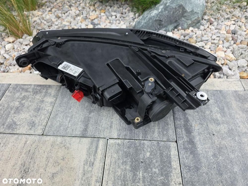 VW PASSAT B8 3G1 Lampa prawa przód Full Led Dynamic 3G1941082C Chrom - 8
