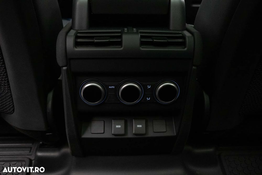Land Rover Defender - 19