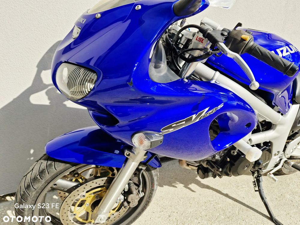 Suzuki SV - 11