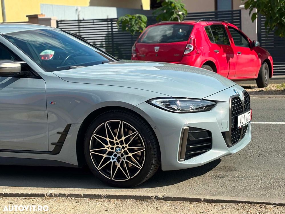 BMW M4 M440i xDrive - 11