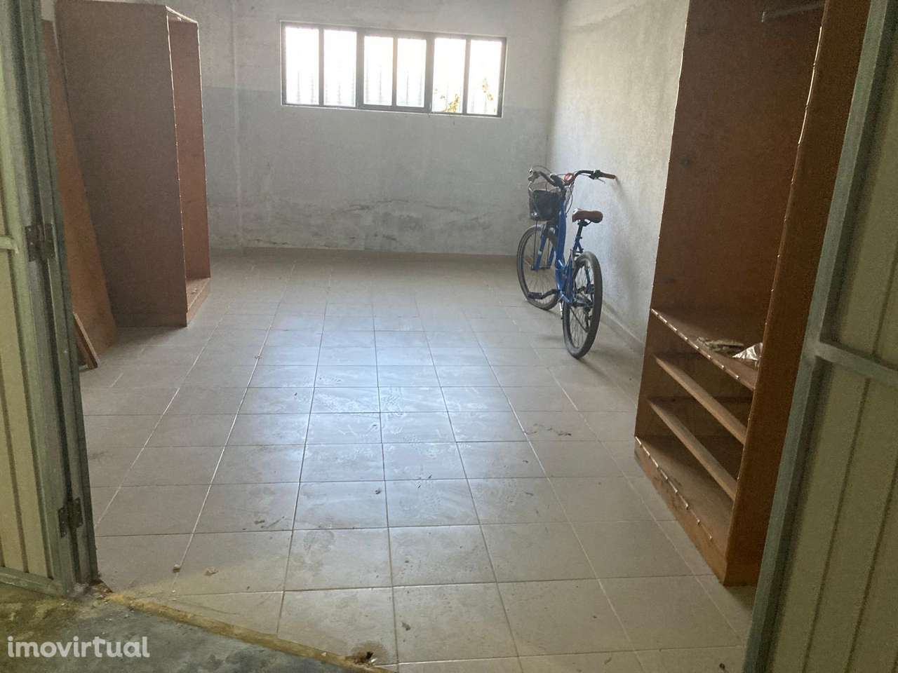 Garagem, Costa da Caparica - Grande imagem: 4/5