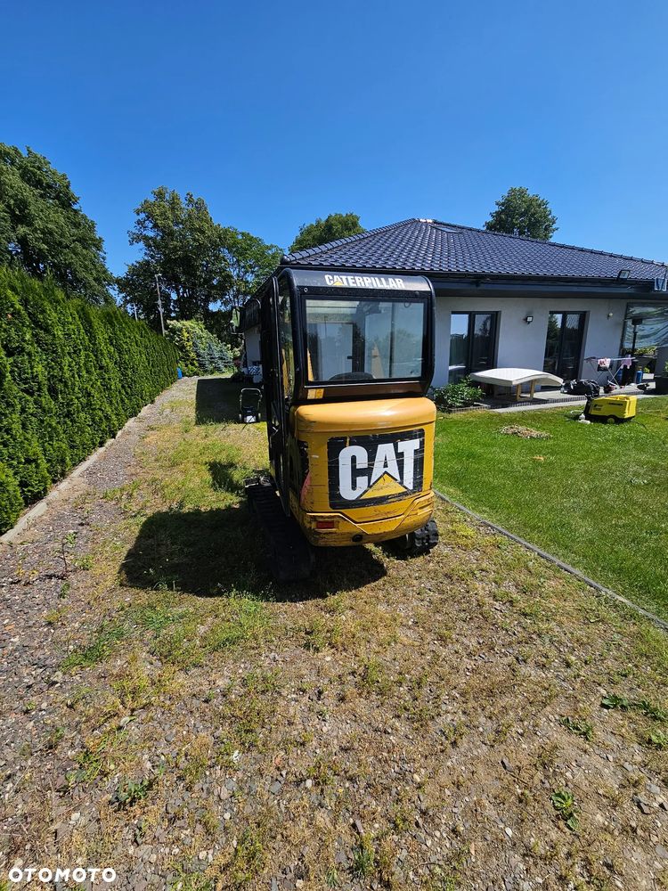 Caterpillar 3018C - 12