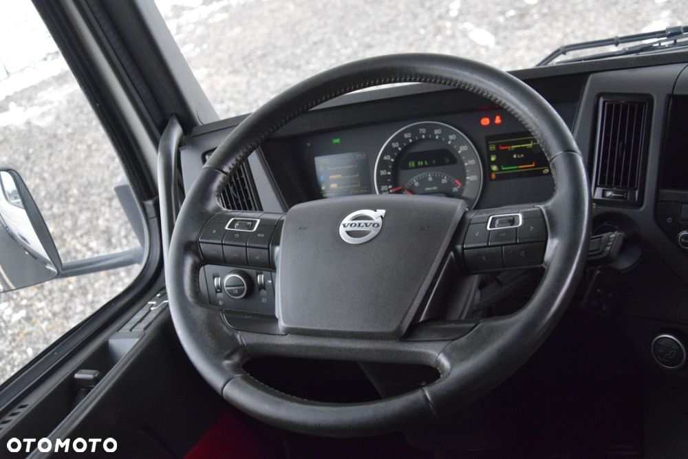 Volvo FMX 500 - 34