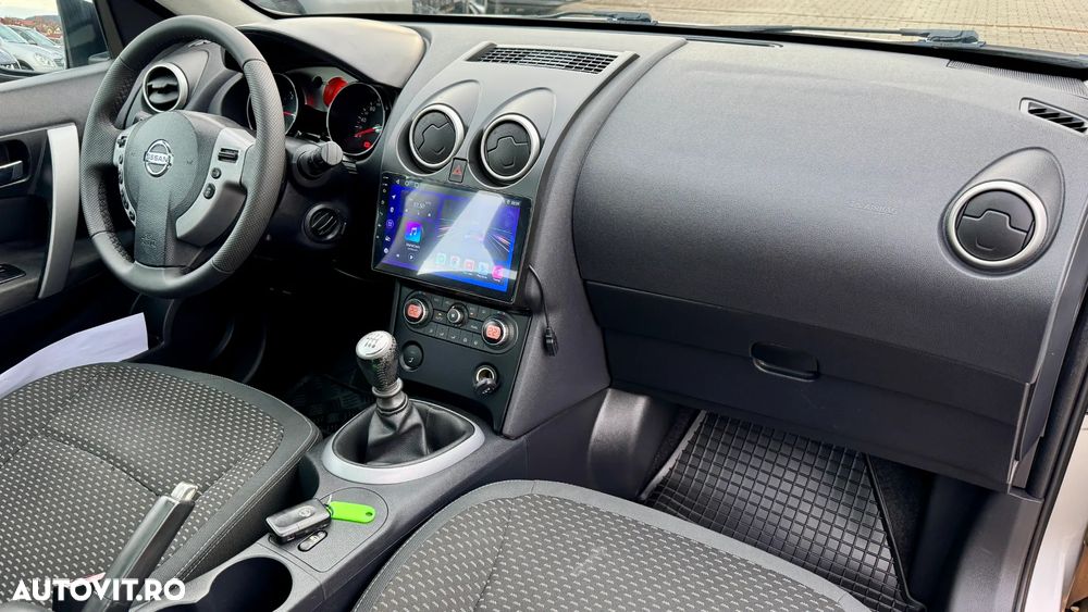 Nissan Qashqai 2.0 dCi DPF tekna - 6