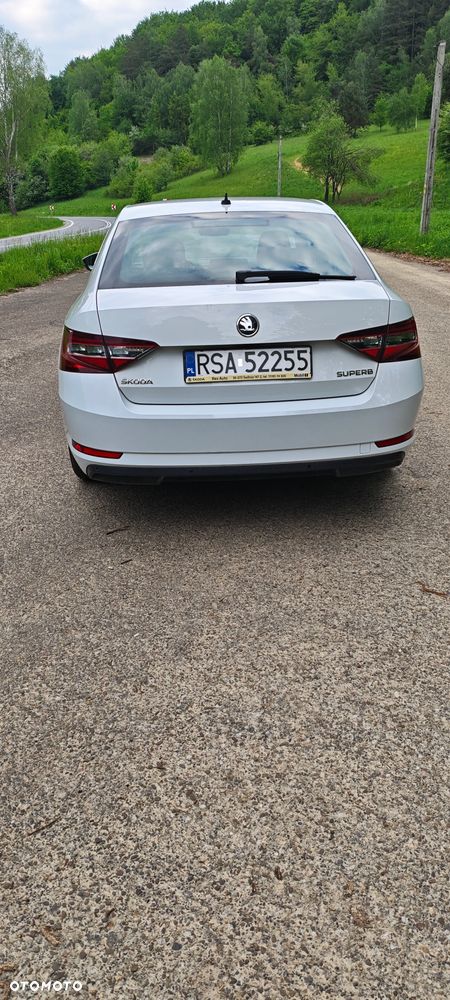 Skoda Superb 1.8 TSI L&K DSG - 9