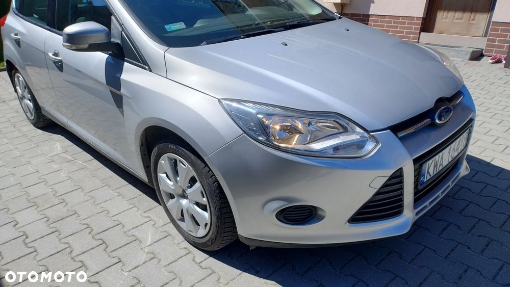 Ford Focus 1.6 Trend - 9