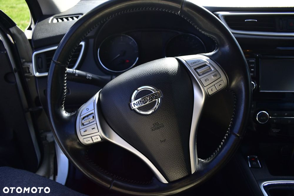Nissan Qashqai 1.6 DCi 4x4 Tekna - 15