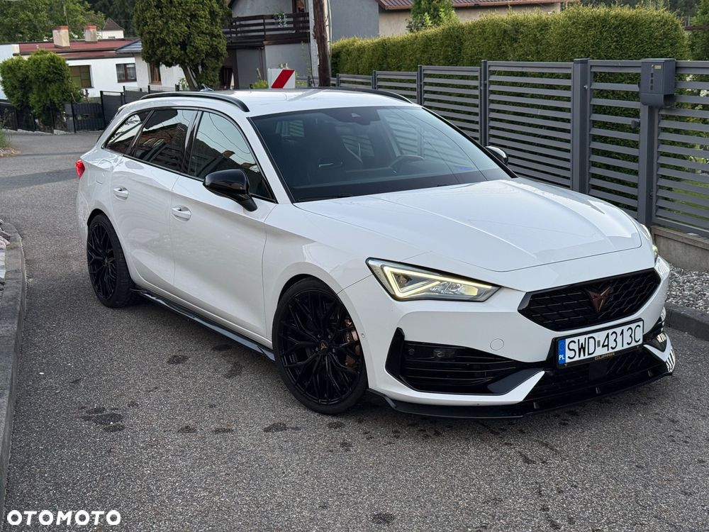 Cupra Leon Sportstourer 2.0 TSI 4Drive VZ Cup DSG - 1