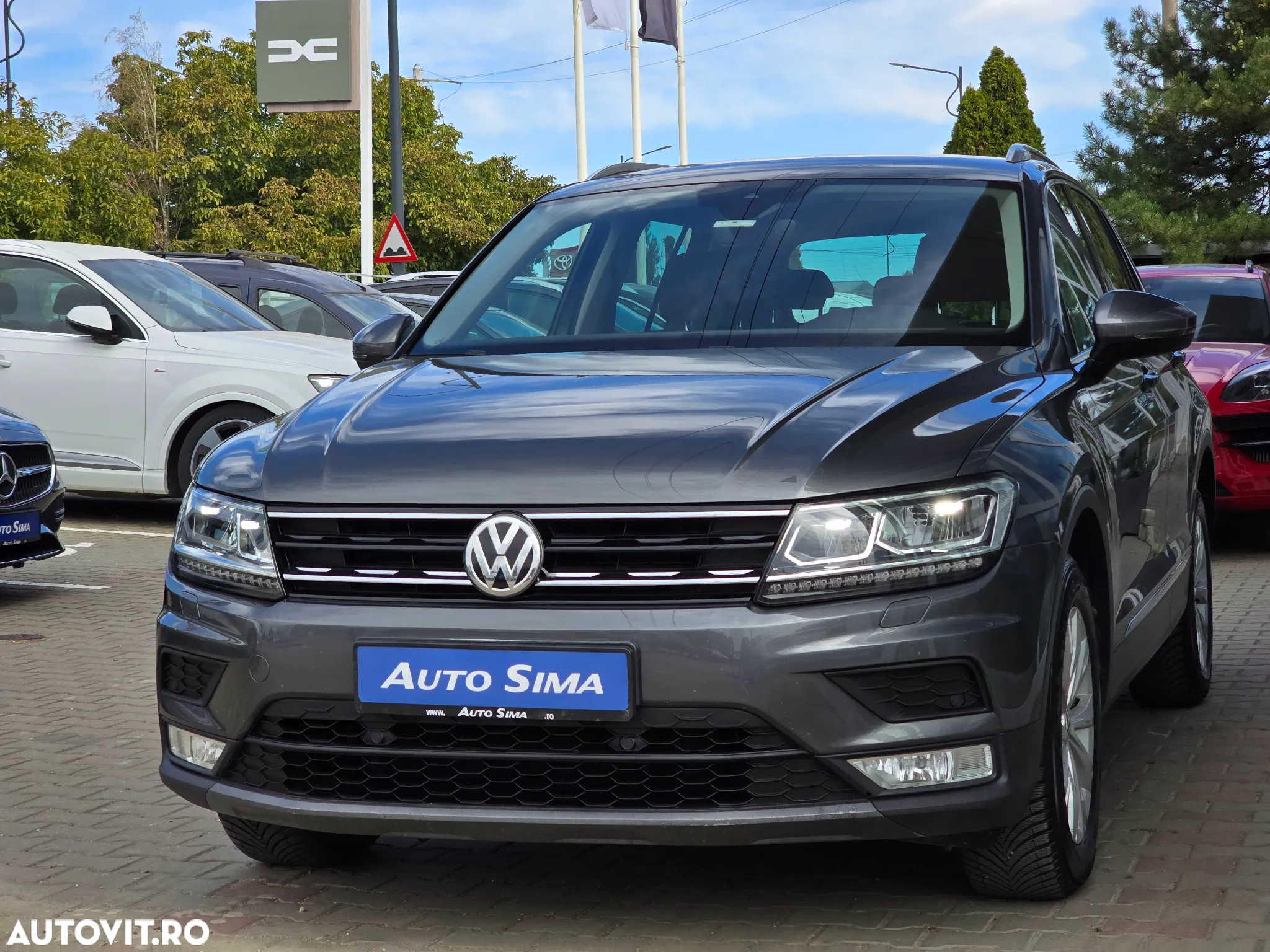 Volkswagen Tiguan 2.0 TDI DPF DSG 4Mot Comfortline - 4