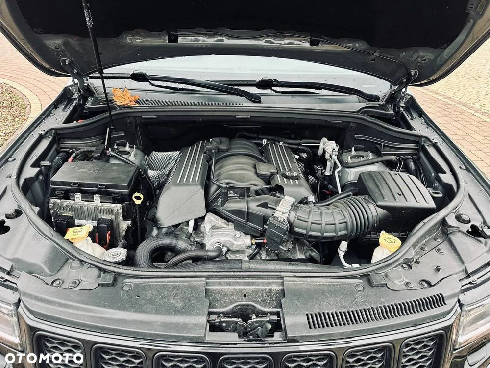 Jeep Grand Cherokee 6.4 V8 SRT8 - 12