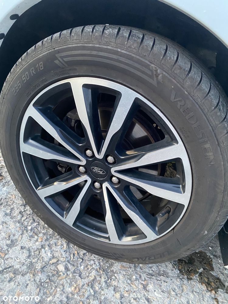 Ford Kuga 2.0 TDCi FWD ST-Line - 19