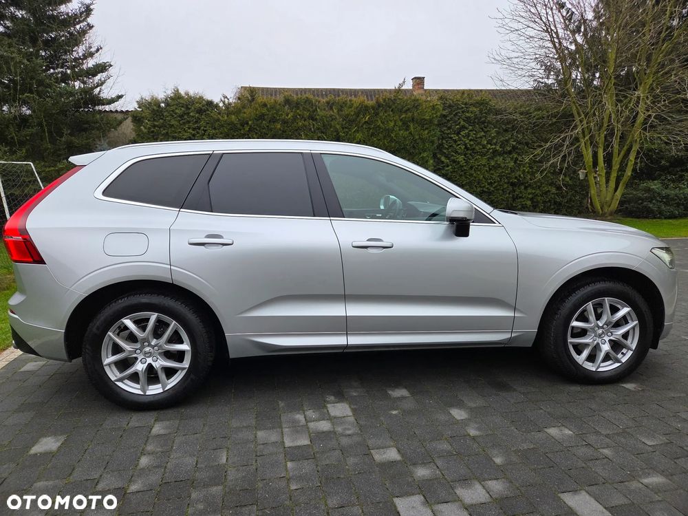 Volvo XC 60 D4 Momentum Pro - 9