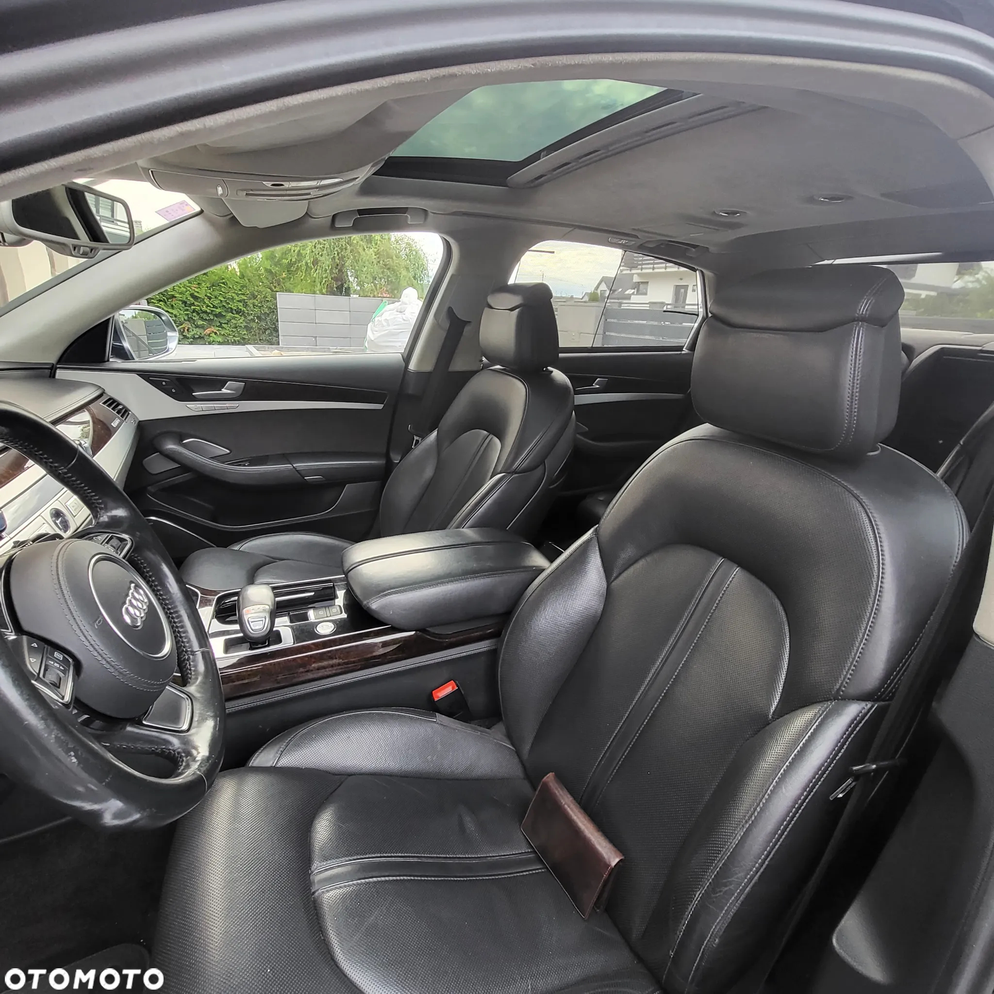 Audi A8 6.3 W12 FSI L Quattro - 12