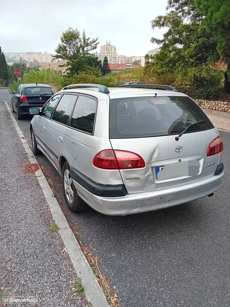 Toyota Avensis SW - 3