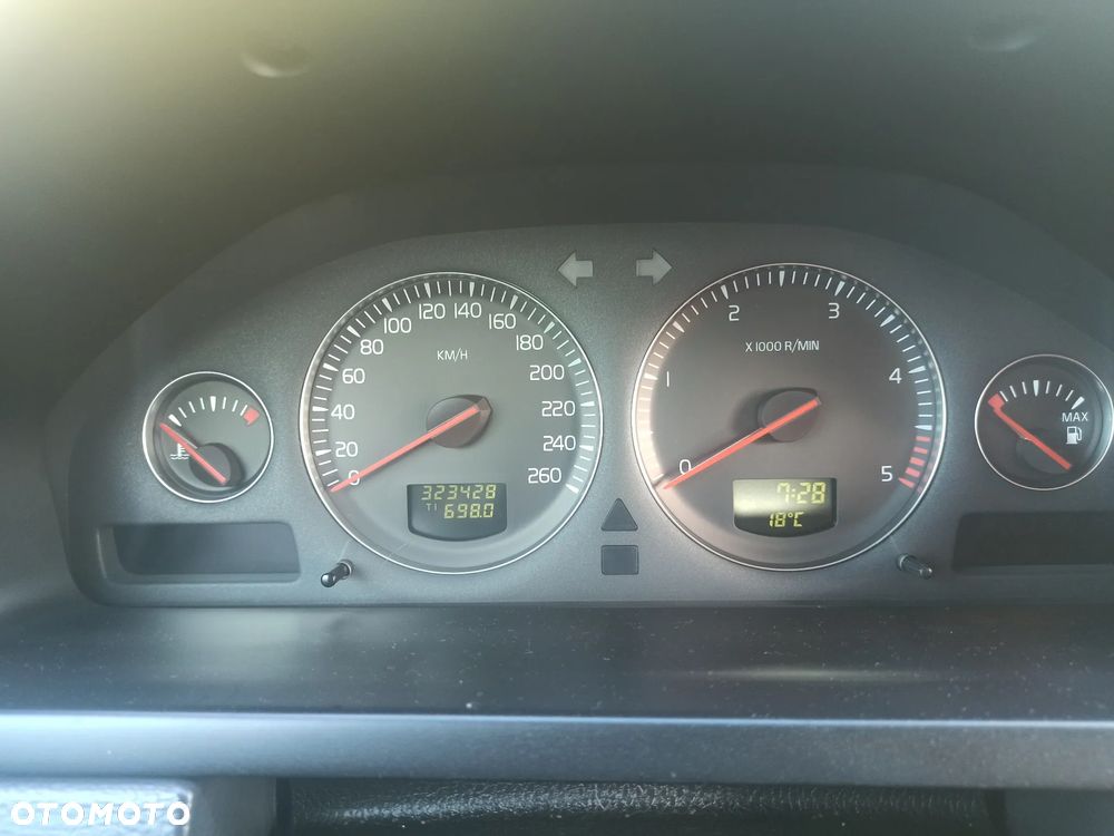 Volvo XC 90 2.4 D5 Executive - 19