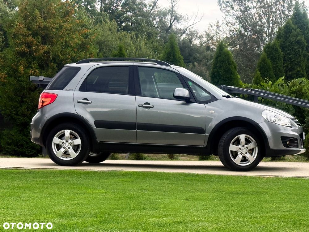Suzuki SX4 1.6 VVT 4x4 Style - 20
