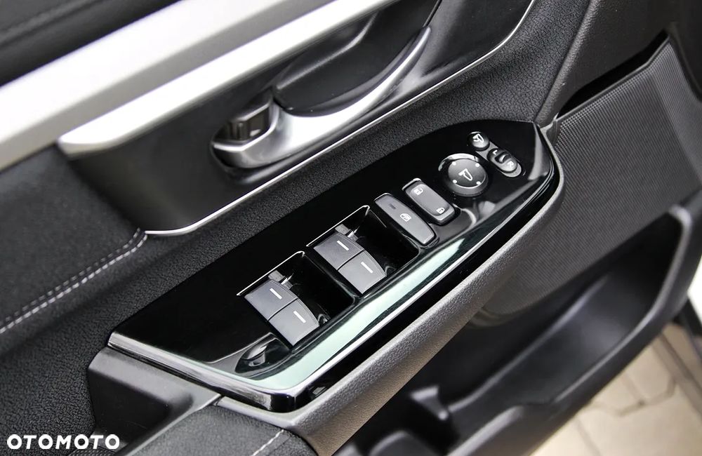 Honda CR-V 2.0 i-MMD HEV Elegance AWD CVT - 18