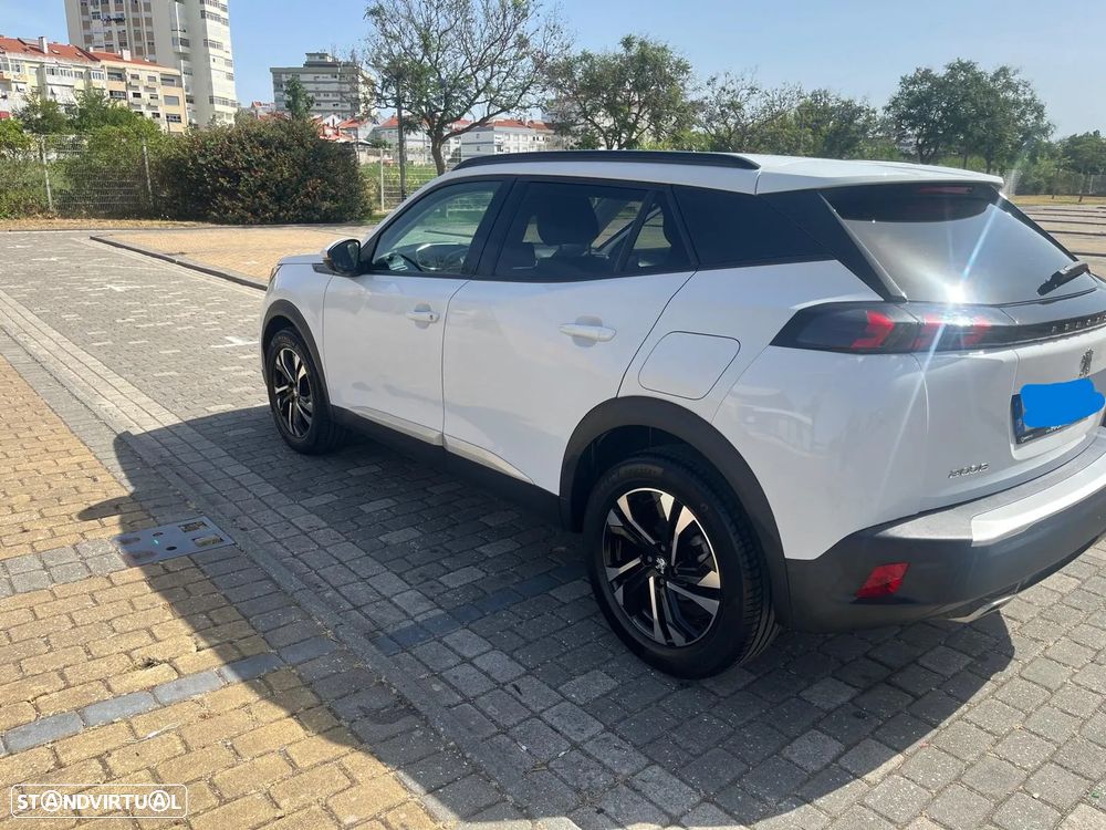 Peugeot 2008 - 13