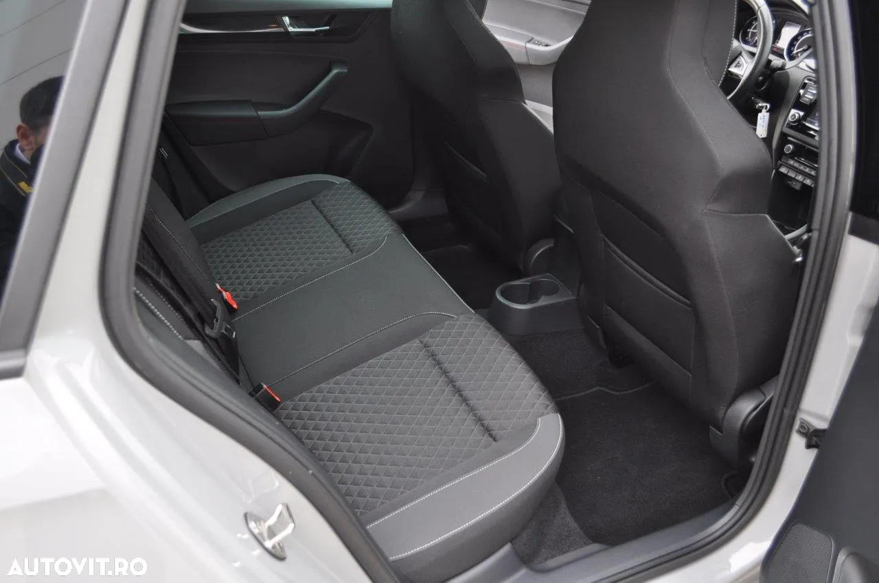 Skoda RAPID 1.0 TSI Monte Carlo - 19