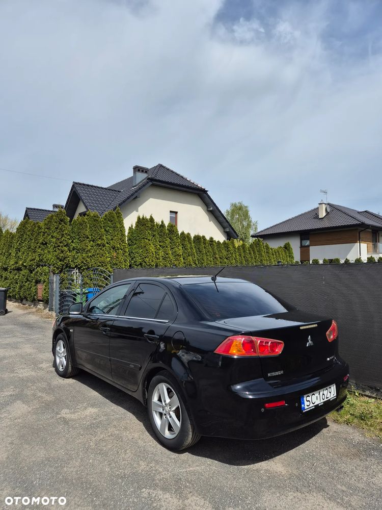 Mitsubishi Lancer 1.8 Invite CVT - 5