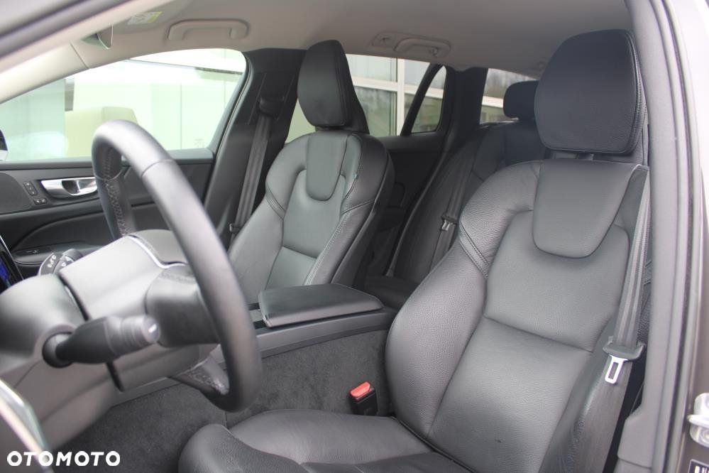 Volvo V60 - 10
