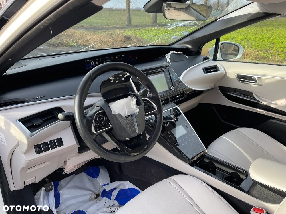 Toyota Mirai - 18