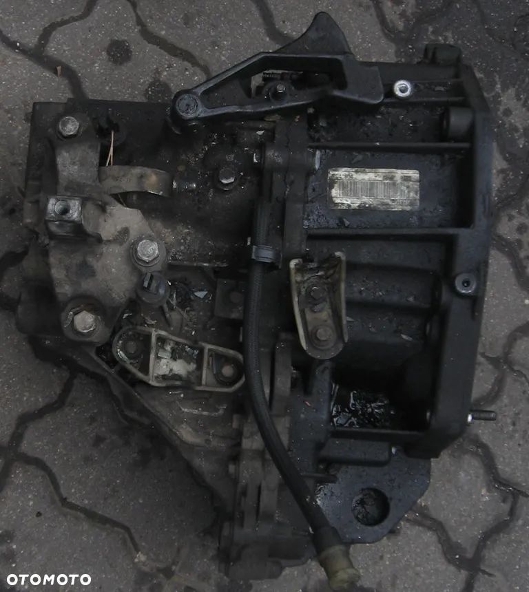 ND4004 skrzynia biegów SCENIC III 1.9 DCI RENAULT - 2