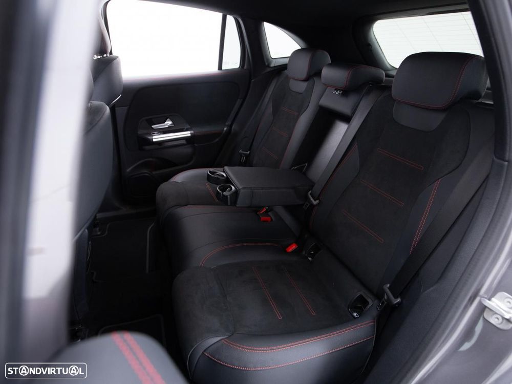 Mercedes-Benz EQA 350 4Matic AMG Line - 11