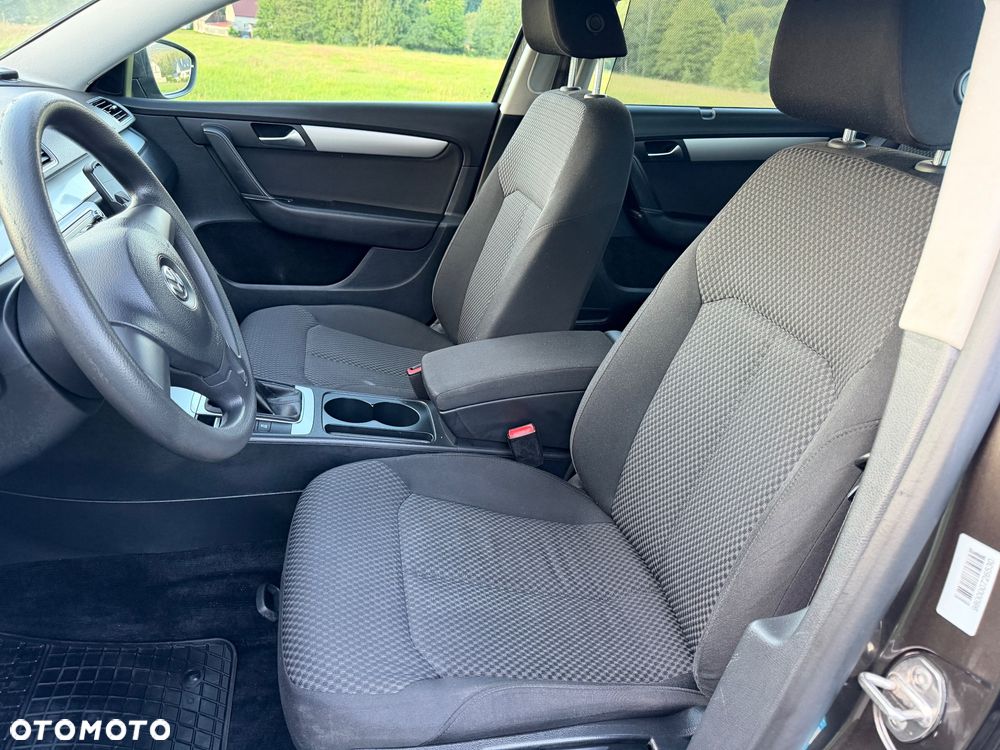 Volkswagen Passat 2.0 Blue TDI DPF Comfortline - 11