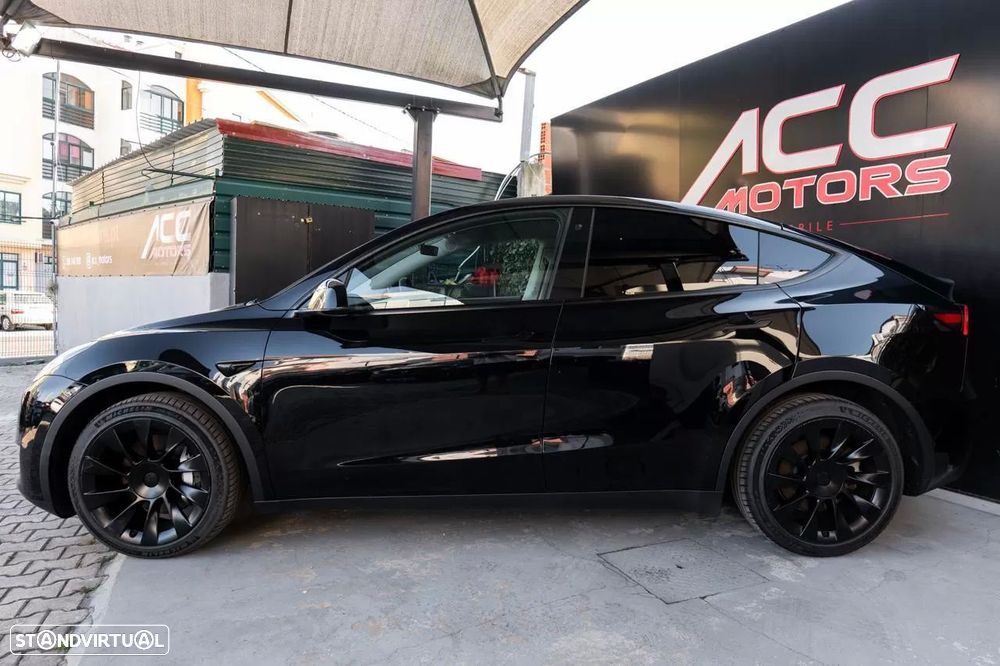 Tesla Model Y Long Range Dual Motor AWD - 7