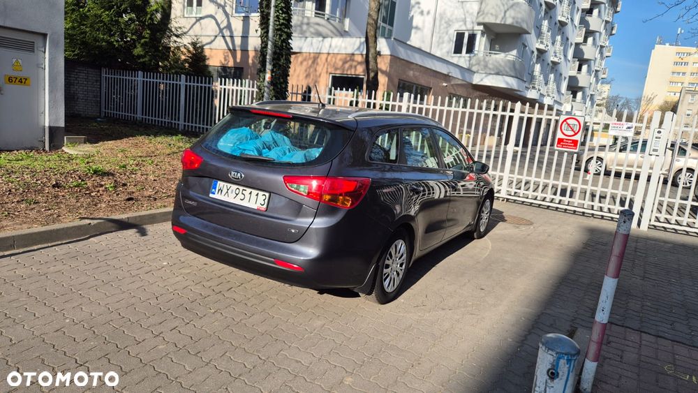 Kia Ceed 1.6 CRDi M DCT - 14