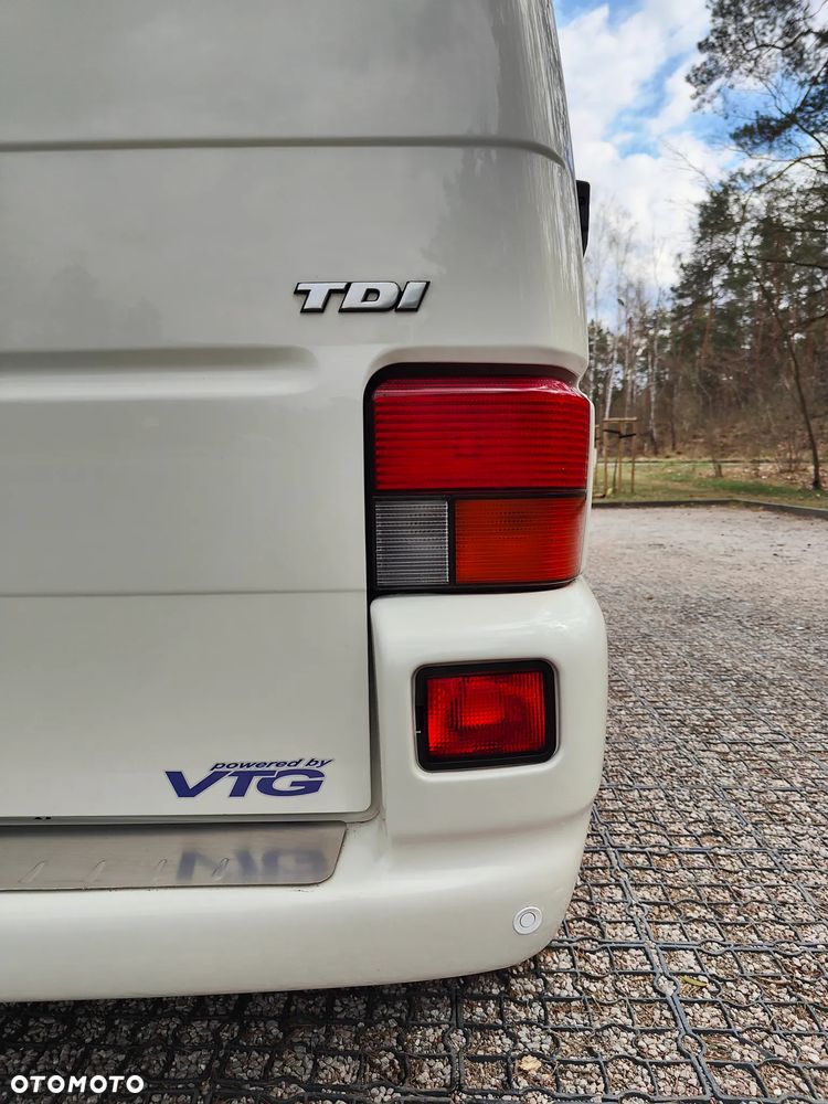 Volkswagen Transporter - 33
