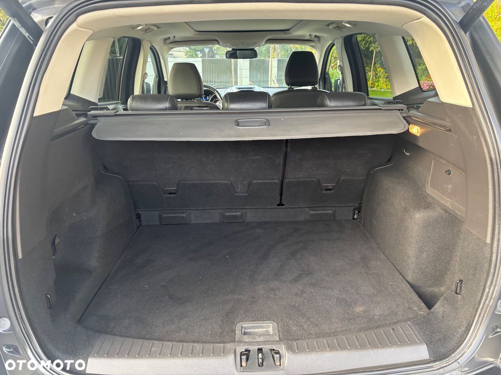 Ford Kuga 2.0 TDCi 4x4 Vignale - 37