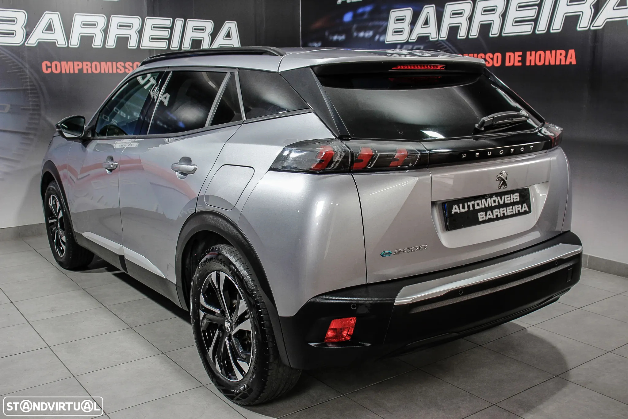 Peugeot e-2008 50 kWh Allure Pack - 17