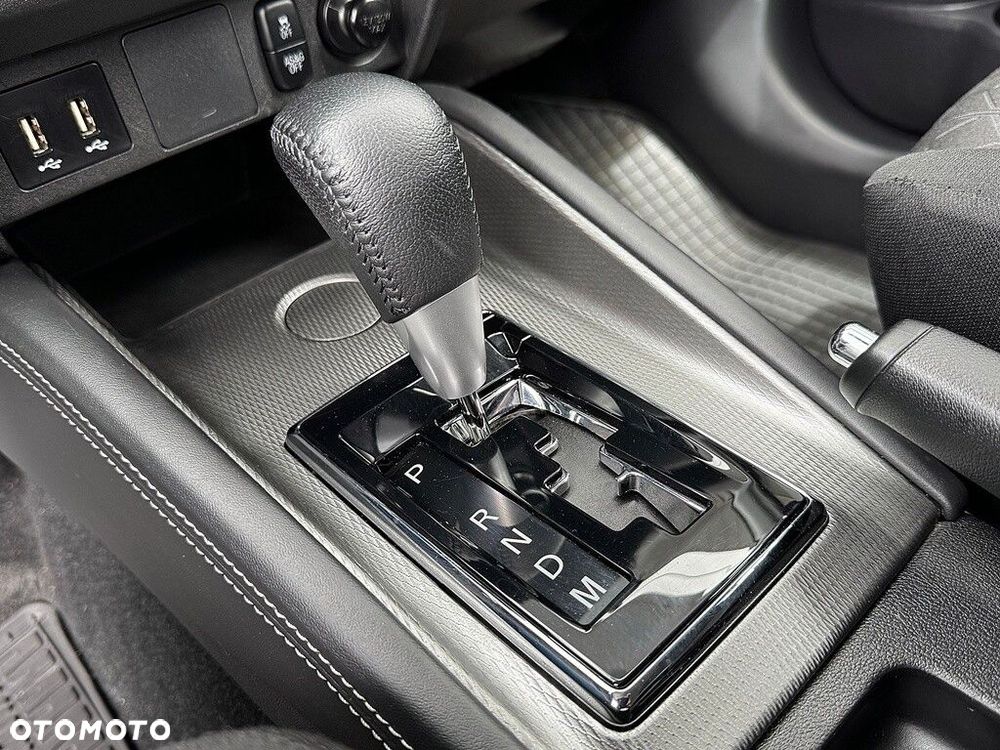 Mitsubishi ASX - 16