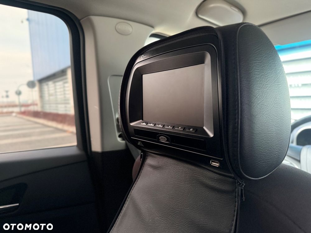 Chevrolet Orlando - 16