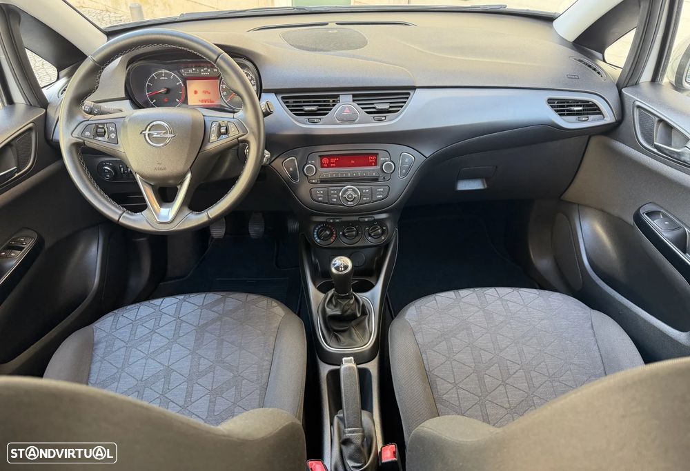 Opel Corsa 1.2 120 Anos - 25