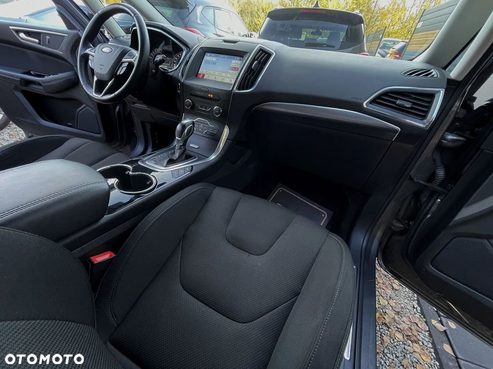 Ford S-Max 2.0 EcoBoost Titanium - 16