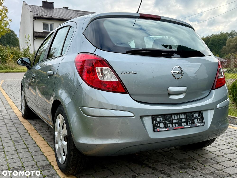 Opel Corsa 1.2 16V - 16
